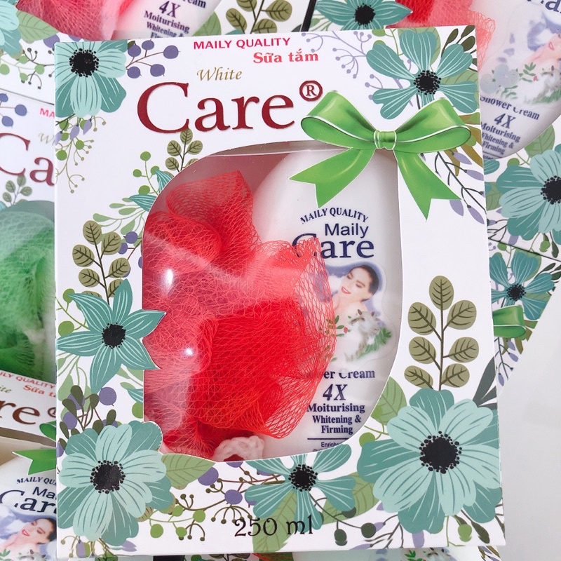 Sữa Tắm Dê White Care 4x 250ml tặng kèm bông tắm chính hãng