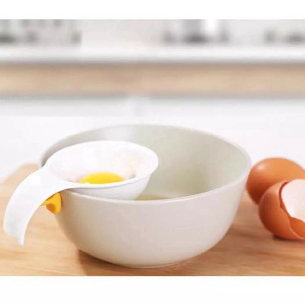 Dụng cụ tách lòng đỏ trứng tiện lợi