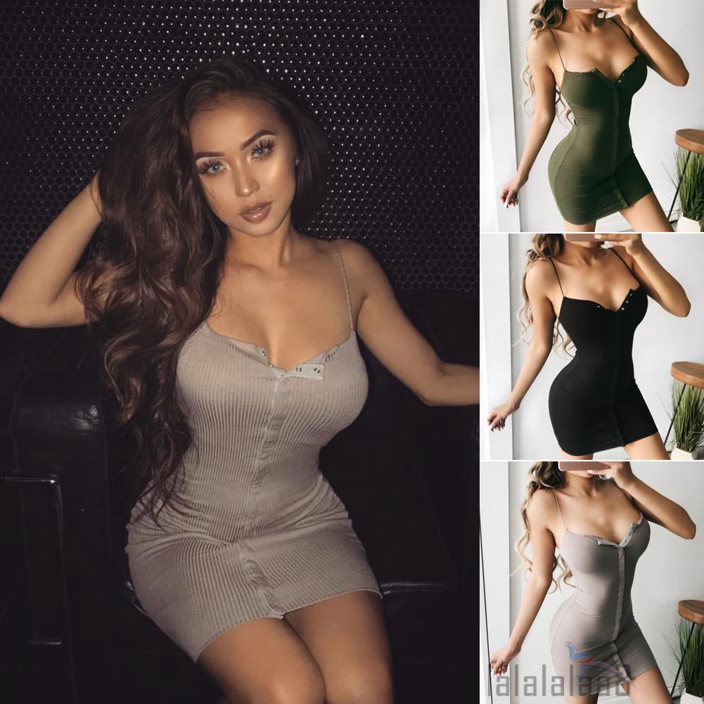 Đầm ôm body cổ yếm đan dây quyến rũ cho nữ | BigBuy360 - bigbuy360.vn