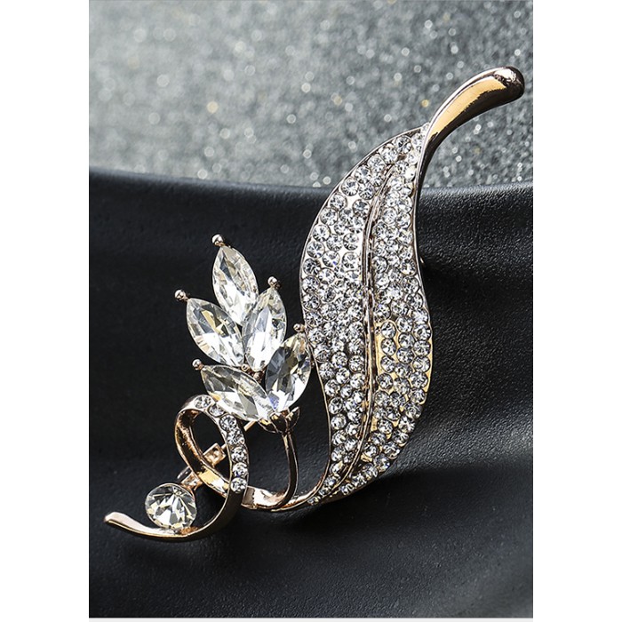 Cài áo thời trang đính đá sang trọng GC39