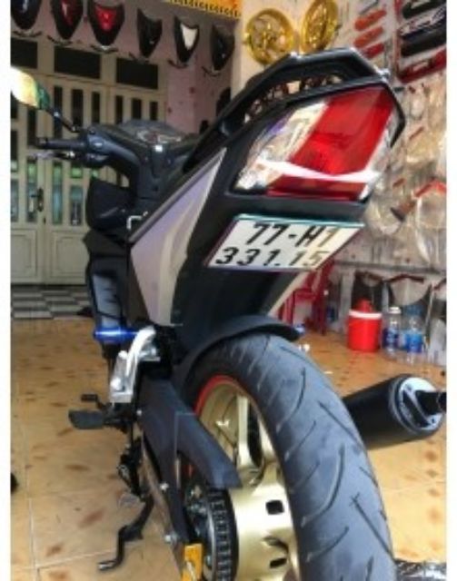 Pát biển số đút ốp gầm Moto PKL Xe máy