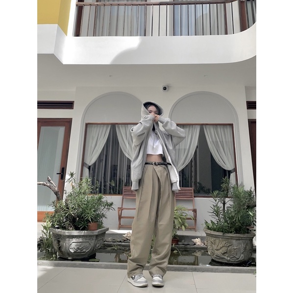 Quần ulzzang dáng rộng xếp ly lệch bên
