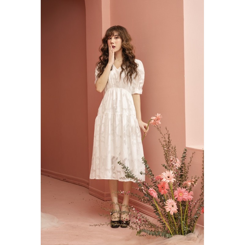 [Mã FATHANG5 giảm 10K đơn 50K] Đầm ren hoa chun eo | BigBuy360 - bigbuy360.vn