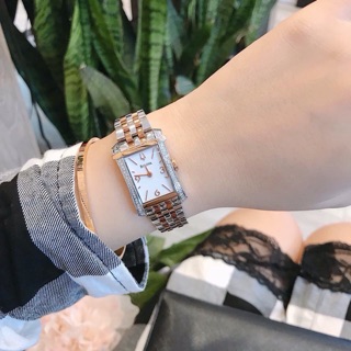 Đông hồ nữ mặt vuông kim cương Bulova