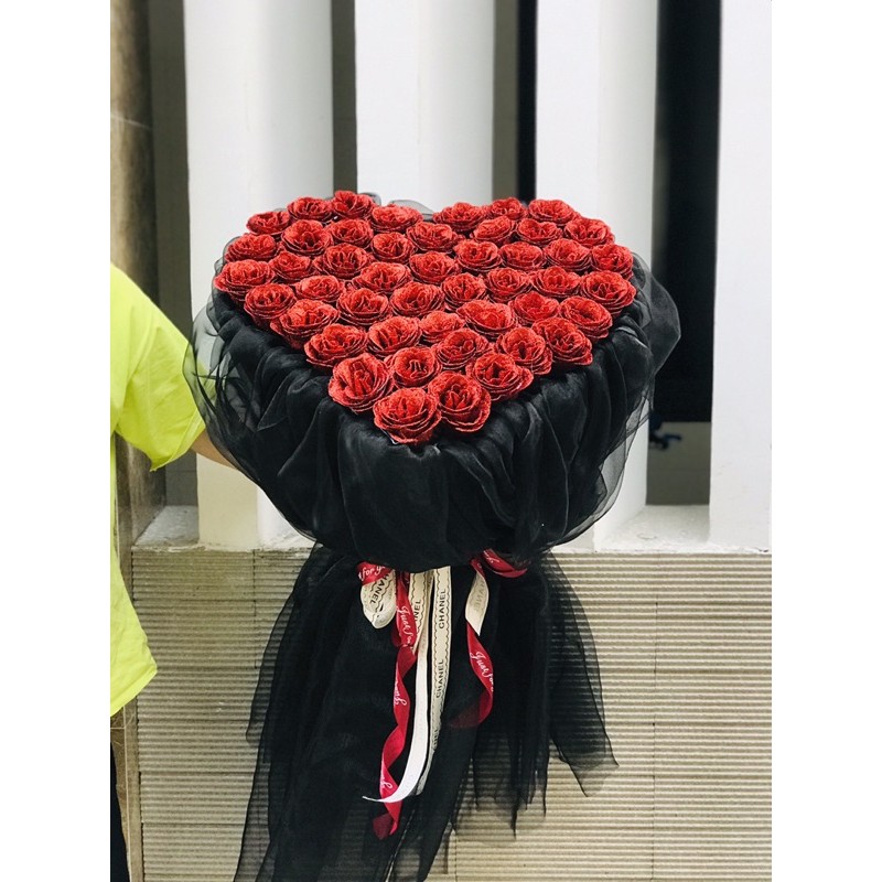 bó 50 bông hoa nhũ kim tuyến bọc voan đen sang trọng làm quà tặng ý nghĩa shop gà handmade tp Vinh nghệ an