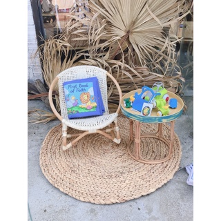 Combo Ghế, Bàn Kèm Thảm Lục Bình 1m thích Hợp làm Phụ Kiện Chụp Hình Hoặc Trang Trí Phòng Cho Bé rất Xinh Xắn