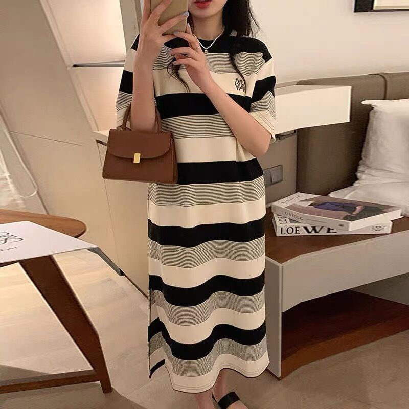 Đầm Thun Ngắn Tay Dáng Rộng Họa Tiết Kẻ Sọc Xẻ Tà Phong Cách Retro Thời Trang Mới Cho Nữ