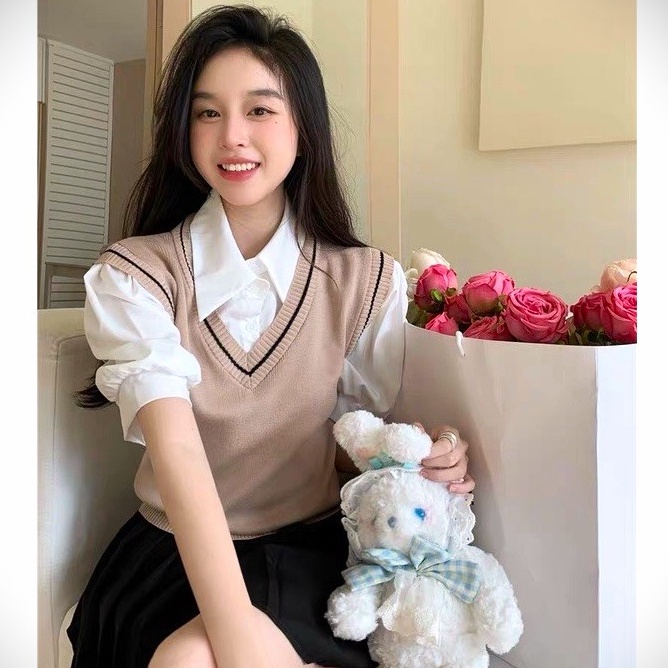 Áo len nữ Montoghi phong cách GILE kiểu 2 lớp phối cổ sơ mi tay phồng hàng Quảng Châu xinh xắn