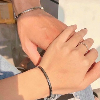 Vòng Tay Cuff Ver 1 No Box