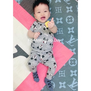 Bộ mickey bé trai bé gái