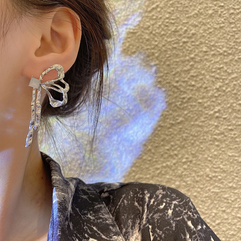 Bông Tai Hình Bướm Bằng Kim Loại Phong Cách Hip Hop Âu Mỹ Thời Trang Cá Tính Cho Nữ