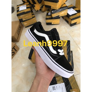 Giày thể thao đen trắng slk