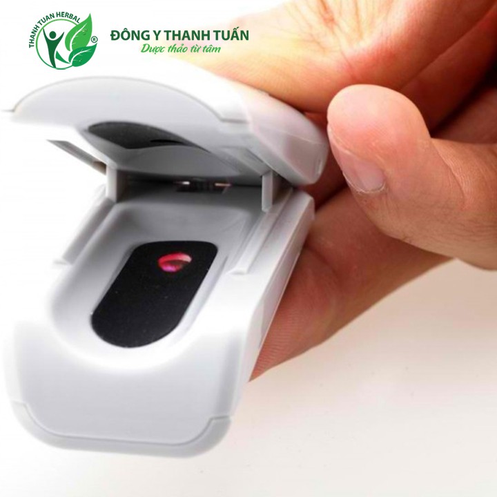 Máy đo nồng độ Oxy ngón tay Yuwell YX301 – Giúp kiểm tra nồng độ oxi trong máu cho người lớn, trẻ em và trẻ sơ sinh