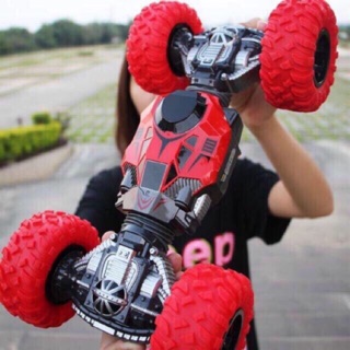 Xe điều khiển từ xa. ô tô điều khiển từ xa pin sạc , xe địa hình điều khiển 02 cầu