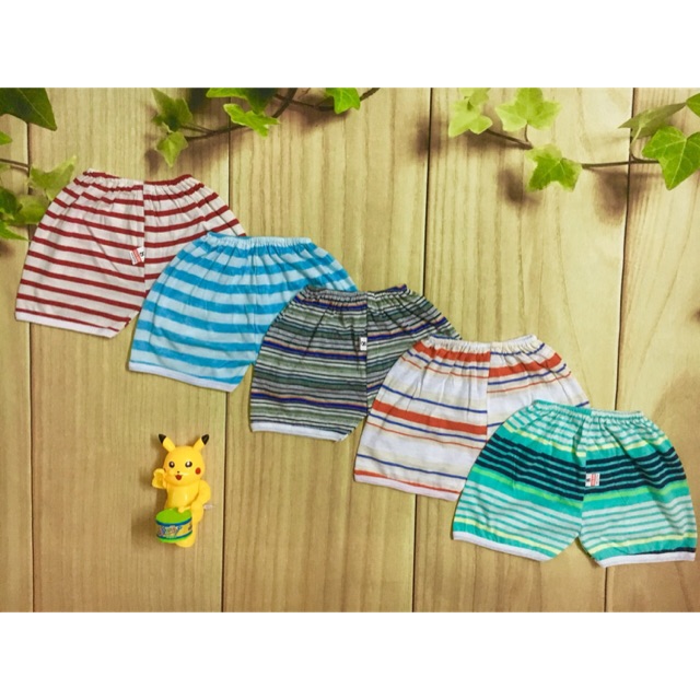 50 quần đùi kẻ cho bé 5-9 kg giá 3 k