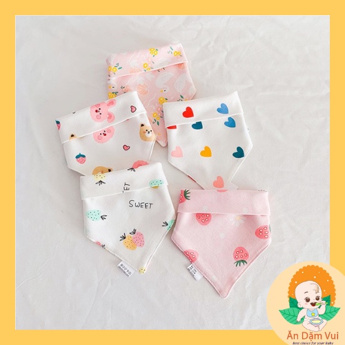 Set 5 khăn yếm tam giác cotton cao cấp, khăn quàng cổ giữ ấm cổ, yếm sữa nhiều mẫu xinh đáng yêu cho bé.