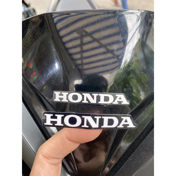 Tem Honda Chắn Gió Vario - Ốp Đầu Sonic