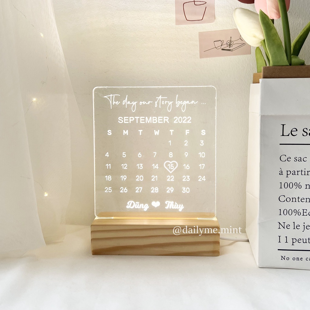 Đèn ngủ khắc ngày tháng kỉ niệm có thể thay đổi ngày tháng và tên theo yêu cầu - Dailyme.mint