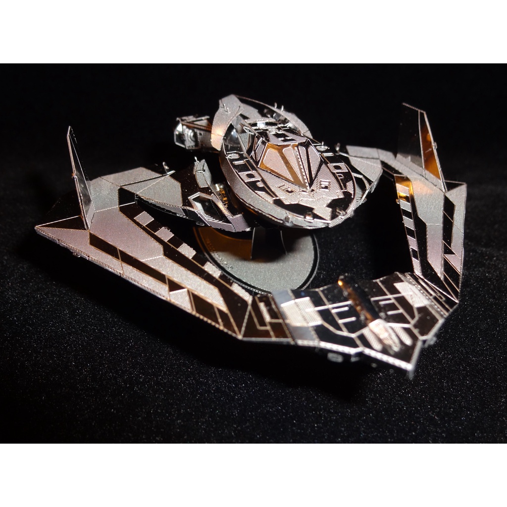 Mô Hình 3D Kim Loại Batman Batwing 2016