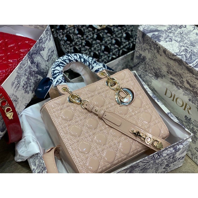 TÚI DIOR LADY Ô VUÔNG ĐẸP NHỨC MẮT