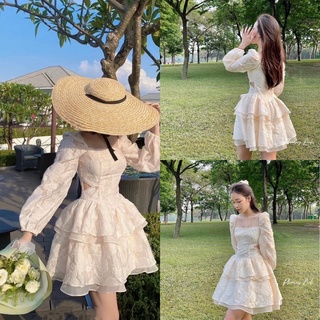 Váy Ren Tầng Bèo Hở Eo Dài Tay