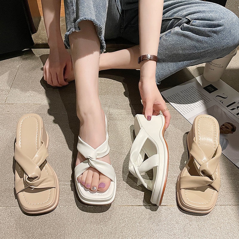 Dép Sandal Đế Xuồng Mềm Thời Trang Dành Cho Nữ