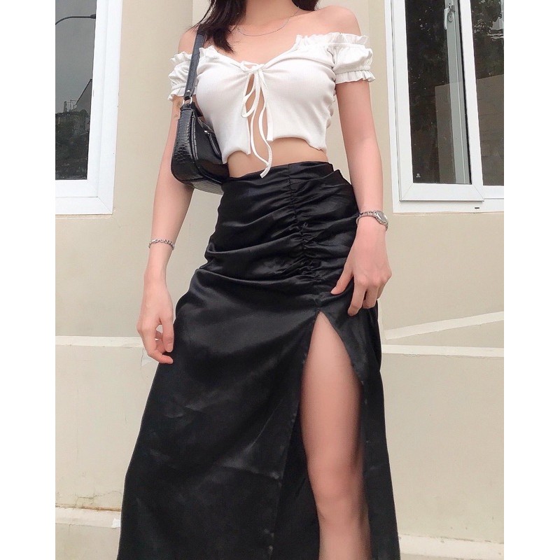 GILLBABY | Chân váy satin xẻ tà nhún hông sexy cá tính sang chảnh  (TOMIE SKIRT) | BigBuy360 - bigbuy360.vn
