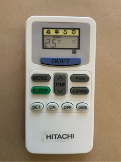 Điều khiển điều hoà Hitachi kèm pin