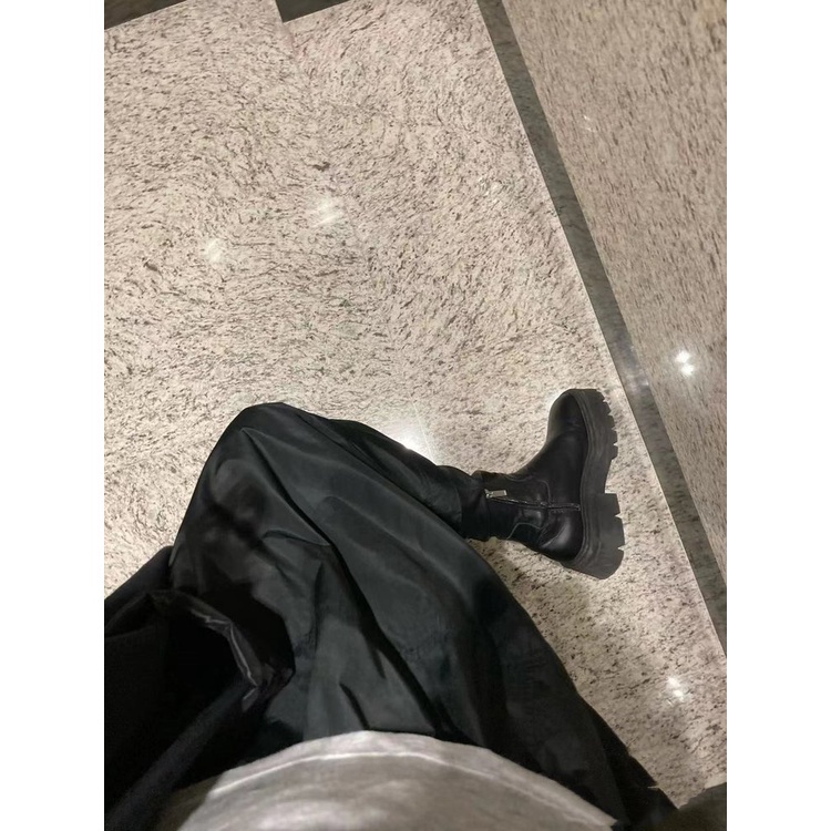 Giày boot ống cao cá tính sành điệu dễ phối đồ dành cho nữ | BigBuy360 - bigbuy360.vn