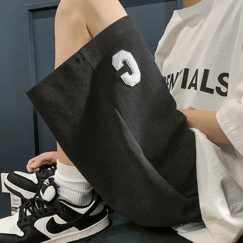 Quần short đùi Nam Nữ, Quần short đùi (chữ ©) unisex basic nam nữ cá tính