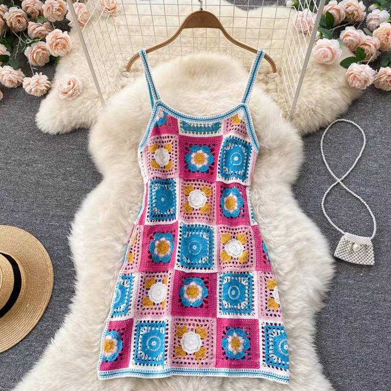 Đầm Midi Hai Dây Dệt Kim Dáng Chữ A Hở Lưng Họa Tiết Hoa Nhiều Màu Phong Cách Boho Cho Nữ