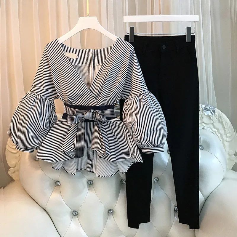 Áo Sơ Mi Đen Cổ V Kèm Quần Dài Ôm Dáng Phong Cách Retro Thời Trang Mùa Thu Cho Nữ