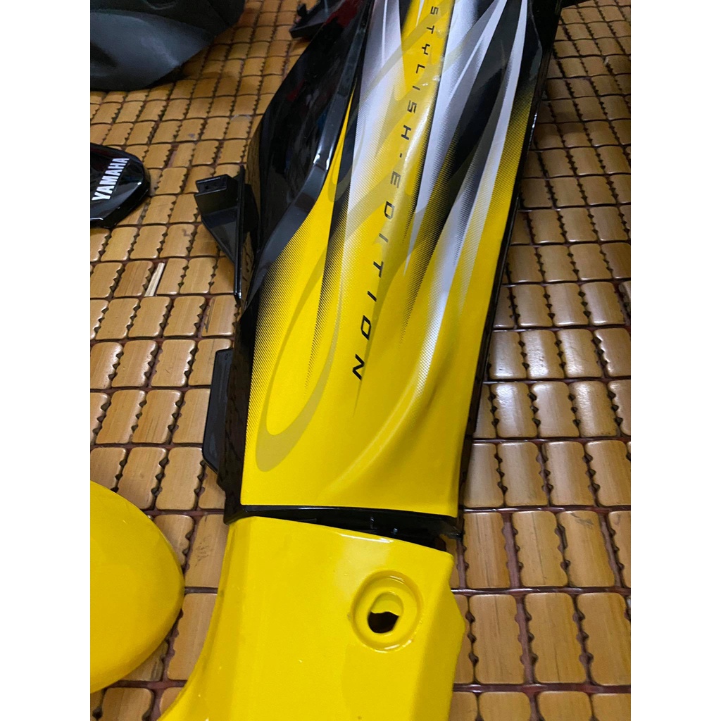 Dàn áo Sirius hàng Việt Nam loại 1 màu Vàng Đen kiểu Zin