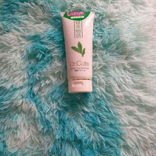 Sửa rửa mặt dr.cute trà xanh