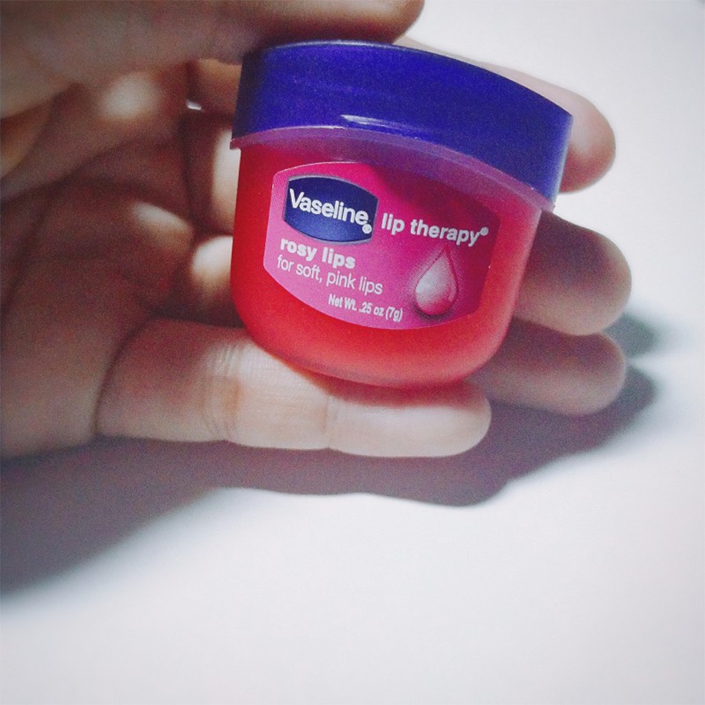 Son dưỡng môi hồng Vaseline,sáp dưỡng môi  Lip Therapy Rosy 7g