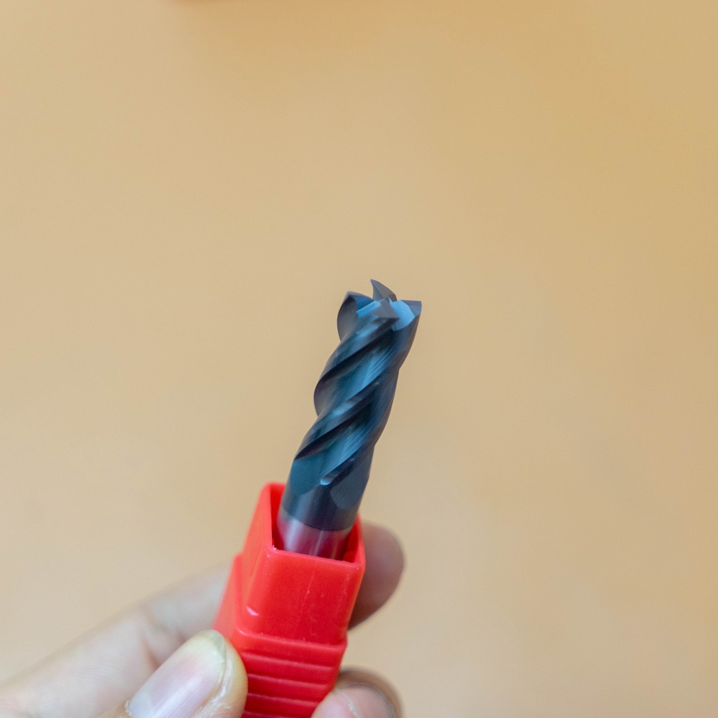 Phay ngón hợp kim 50HRC