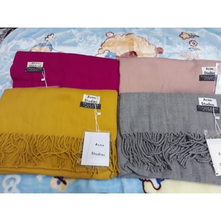 Khăn Acne studios( khăn lông cừu acen xù)