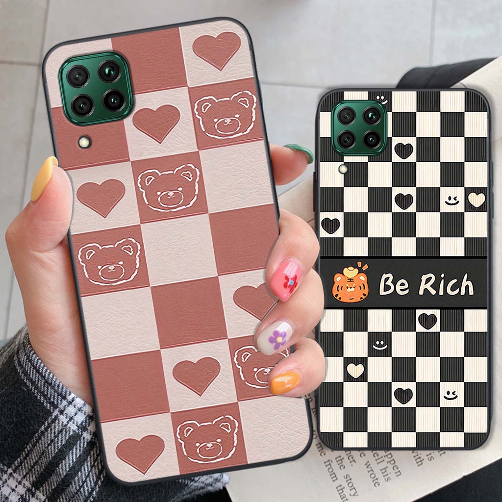 Ốp Huawei Nova 7i gấu Bear rick caro vuông thời trang siêu đẹp