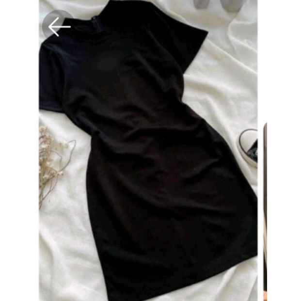 Đầm body đen