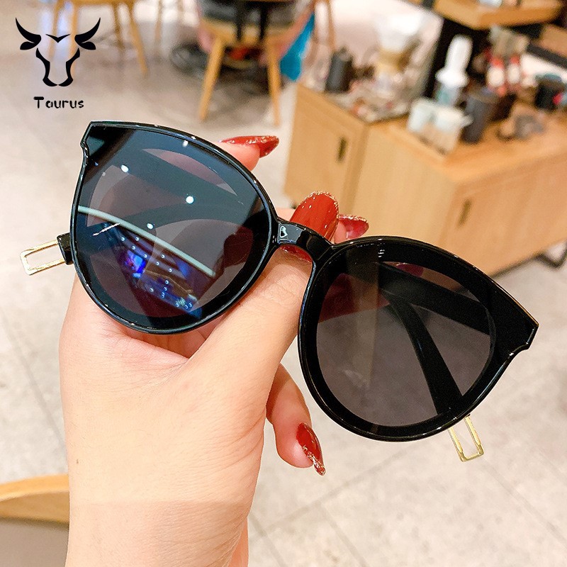 Kính chống tia cực tím theo phong cách retro vật liệu kim loại cho mùa hè