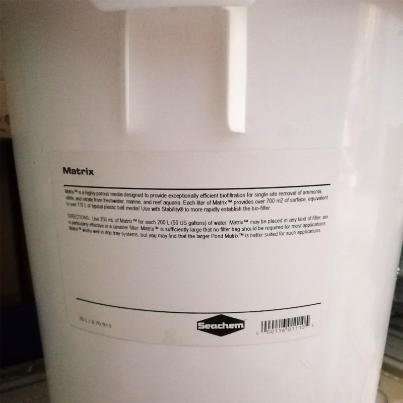 100ml VẬT LIỆU LỌC SEACHEM MATRIX - Khử ammoniac, nitrite và nitrate trong nước - túi chiết lẻ từ thùng 20 lít