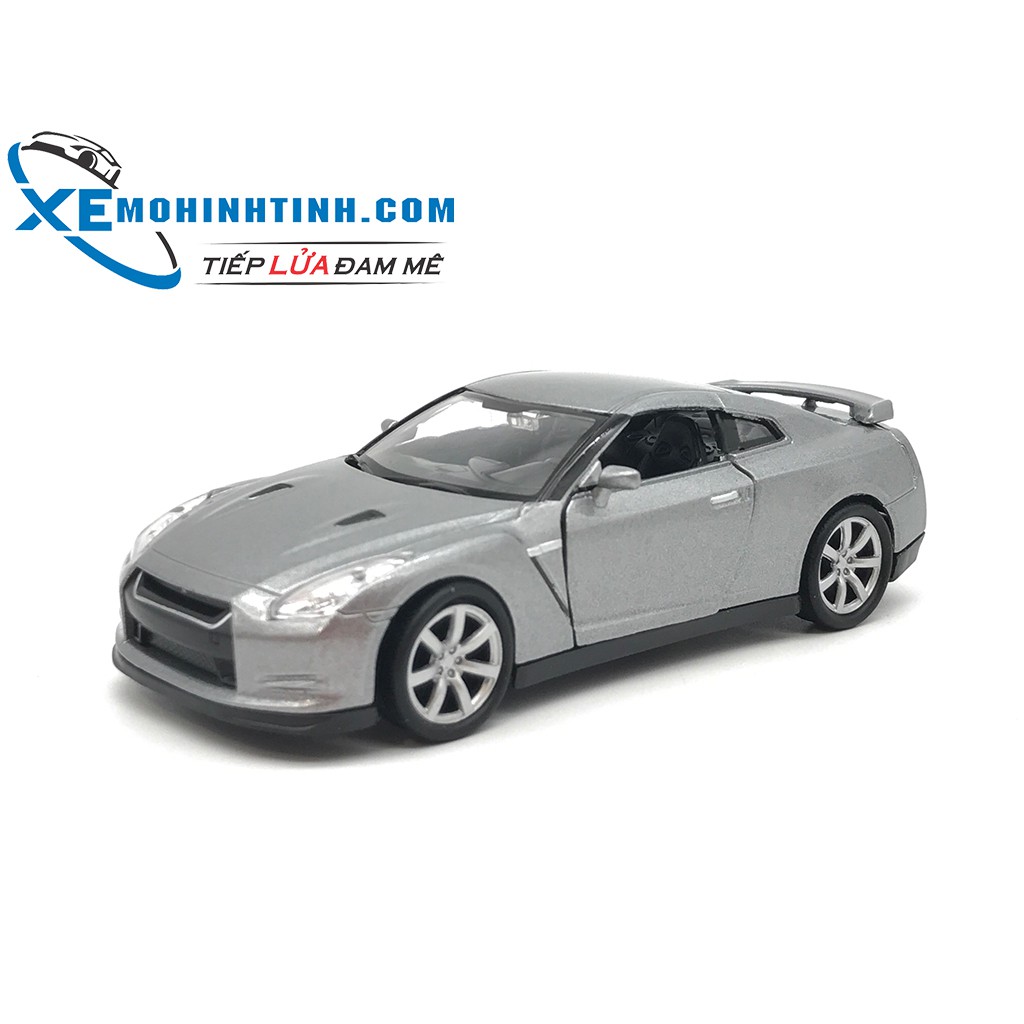 Xe mô hình Nissan NISSAN GT-R WELLY 1:36 (Trắng, Xám)