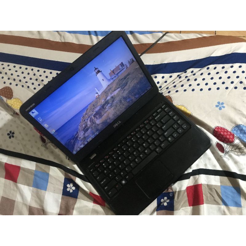 Dell N4050 i5, ram 4, 14inch, hdd 500gb còn mới đẹp!ib để xem video test máy! | BigBuy360 - bigbuy360.vn