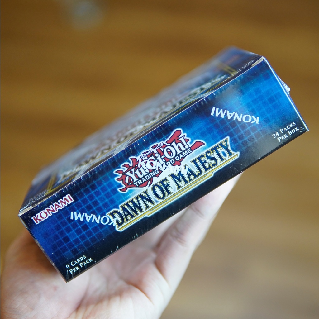 Hộp bài Yugioh Dawn of Majesty Booster Box - Sealed 24 Packs - Nhập khẩu từ Anh Quốc UK