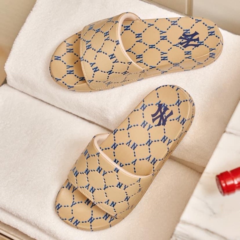 - Dép MLB Monogram mẫu mới 2022