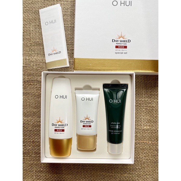 SET CHỐNG NẮNG DAY SHIELD PERFECT SUN BLACK/ RED SPF 50+/ PA++++ 3 món tổng 120ml