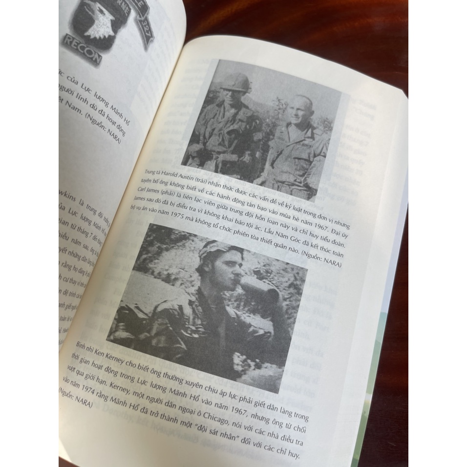 Sách - (Ấn bản kỷ niệm 40 năm thành lập Phuongnambook) Lực lượng mãnh hổ - Michael Sallah &amp; Mitch Weiss