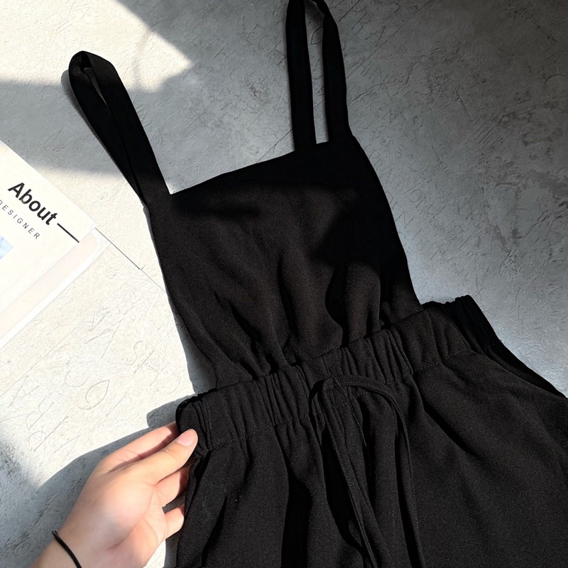 Quần yếm đen dáng dài