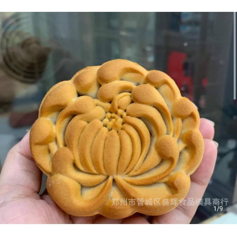 Khuôn hoa cúc 1 mặt 150gr (1)