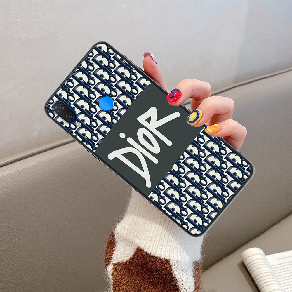 Ốp lưng điện thoại Huawei Nova 3 / Nova 3i thương hiệu đẳng cấp